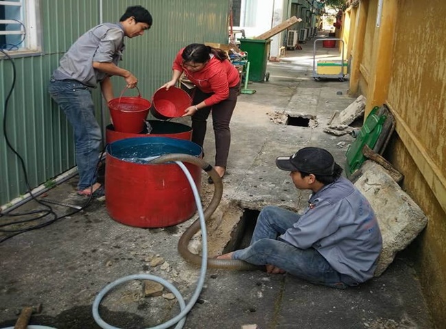 Dịch vụ th&ocirc;ng cống nghẹt