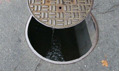 Nạo vét hố ga huyện Hóc Môn, dứt điểm vấn đề hố ga