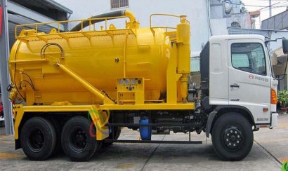 Cho thuê xe bồn vận chuyển bùn vi sinh chuyên nghiệp uy tín