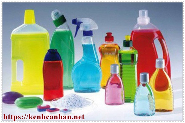 Bồn rửa mặt bị nghẹt do x&agrave; ph&ograve;ng v&agrave; c&aacute;c chất tẩy rửa