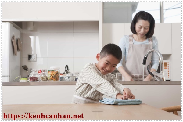 Vệ sinh nhà ở bằng cách chia việc cho các thành viên