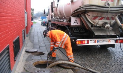 Thông cống nghẹt quận 4 giá rẻ ưu đãi bảo hành đến 3 năm