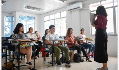 Học tiếng Nga giao tiếp hiệu quả qua các nguyên tắc khoa học 